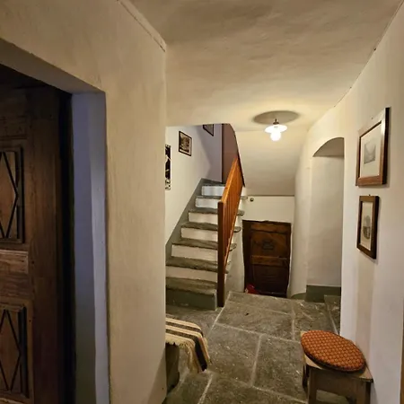 Semesterbostad L'atelier Du Temps - Casa Ronc
